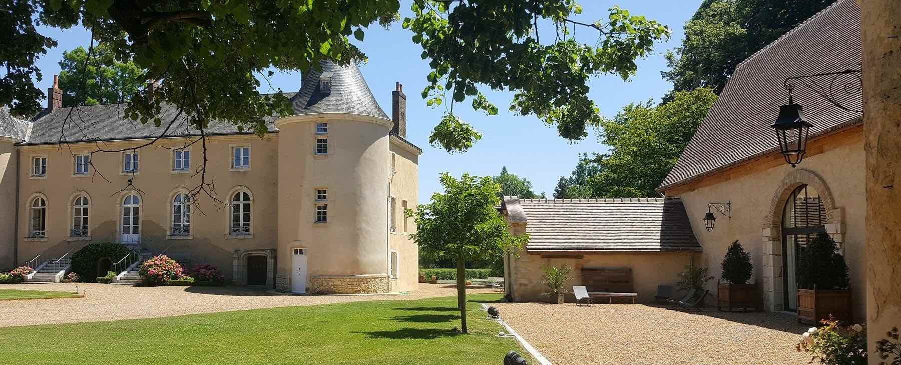 Grange de Bresteau Château de Bresteau grange de bresteau